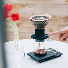 Load image into Gallery viewer, Hario Switch Immersion Coffee Pour Over Set - Glass
