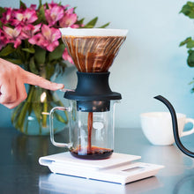 Load image into Gallery viewer, Hario Switch Immersion Coffee Dripper 02 - Glass
